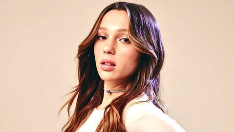 Amici, un giovane attore italiano ha un debole per Sarah Toscano? Il video che scatenato il gossip preview