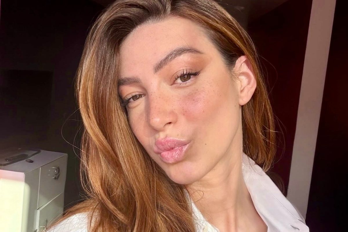 Arianna Cirrincione dopo l’annuncio della seconda gravidanza: “Devo dire che un pochino nel maschietto ci speravo, devo capire se…” article-post