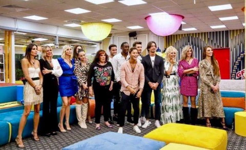 Gf Vip, famosa ex Vippona confessa: “Non faccio l’amore da quasi un anno, la mia psicologa dice che sono demisessuale” preview