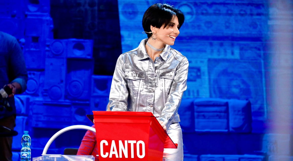 Amici 26, Giordana Angi prof di canto al posto di Anna Pettinelli? Lei svela come stanno (davvero) le cose article-post