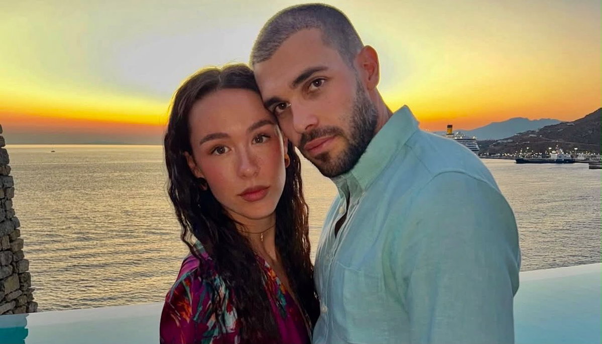 Aurora Ramazzotti e Goffredo Cerza si sposano in comune ed il look scelto da lei scatena le critiche del web (Video) article-post