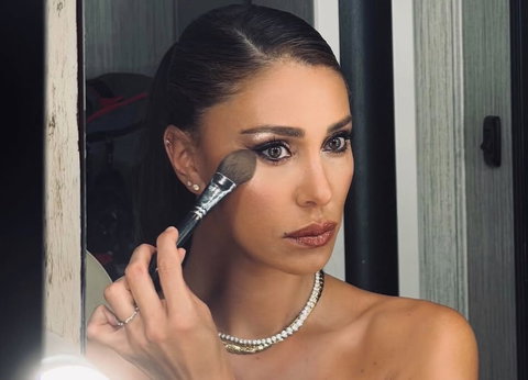 “Belle grazie al portafoglio pieno”: la replica di Belen Rodriguez ad alcune follower preview