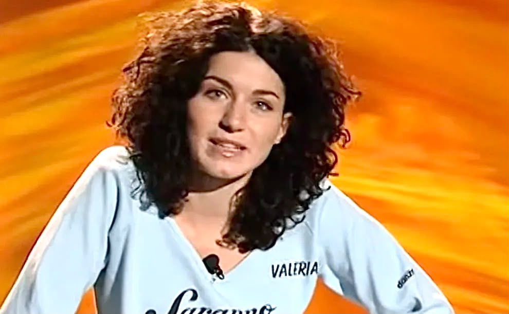 Saranno Famosi, Valeria Monetti: “Maria De Filippi? Non l’abbiamo quasi mai vista. Noi evaporati come fantasmi, voglio credere che…” article-post