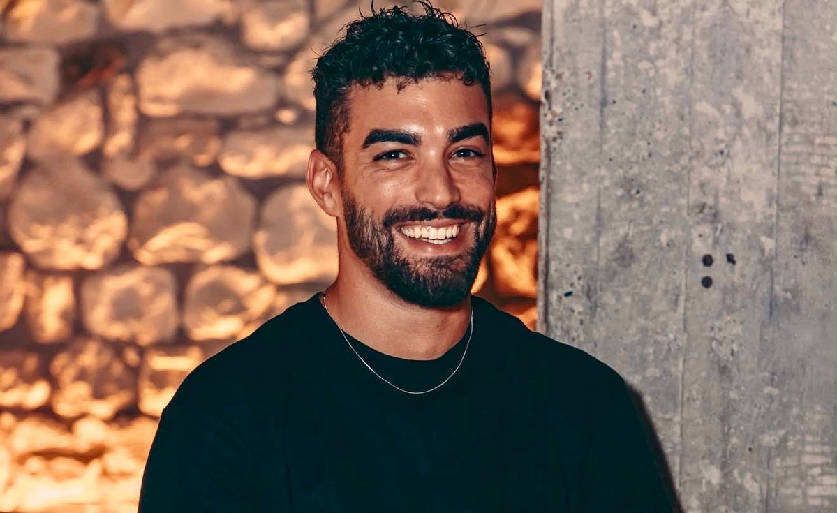 Temptation Island 14, il tentatore Lory avvistato in Sardegna insieme ad una delle fidanzate (e no, non è Sabrina) article-post