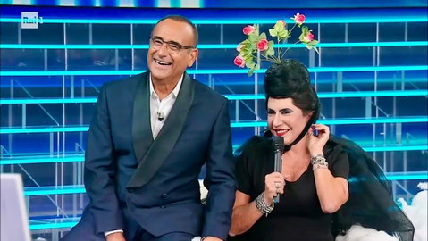 Tale e Quale Show 16, prima puntata: ecco chi ha vinto e con quale imitazione. L’esordio di Anna Pettinelli (che si scontra con Cristiano Malgioglio) preview