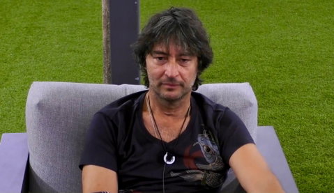 Gf Vip 9, Simone Annicchiarico è stato fidanzato con una ex protagonista de La Pupa e il Secchione: ecco chi preview