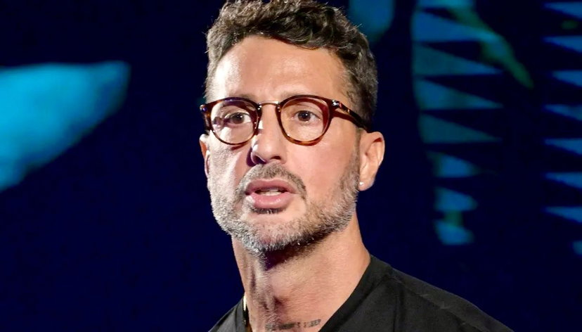 Fabrizio Corona minacciato e aggredito a colpi di catena: il responsabile è il figlio di un giornalista preview
