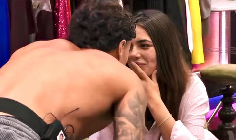 Gf Vip 9, Piera Meloni confessa: “Alessandro Roncaccia è il mio tipo, nella vita mai dire mai!” preview