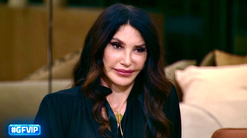 Gf Vip 9, una nota cantante si scaglia contro Carmen Di Pietro: “Era una mia amica, ora vorrei entrare in Casa per un faccia a faccia perché…” preview