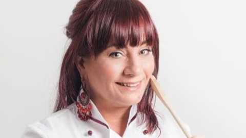 Masterchef Italia, addio ad Ilenia Bazzacco: si è spenta a 54 anni dopo tre anni di cure contro il cancro preview