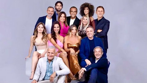 Tale e Quale Show 16, Carlo Conti parla del cast: “Quest’anno c’è un entusiasmo particolare perché…”. E a proposito di Stefano De Martino a Sanremo 2027… preview