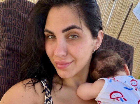Gabriela Chieffo fa marcia indietro e pubblica uno screen che spiega perché non mostrerà mai suo figlio sui social preview