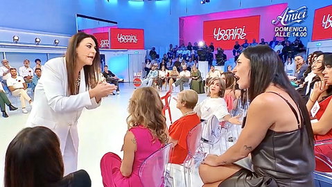 Uomini e Donne: l’opinione di Chia sulla puntata del 16/10/26 preview