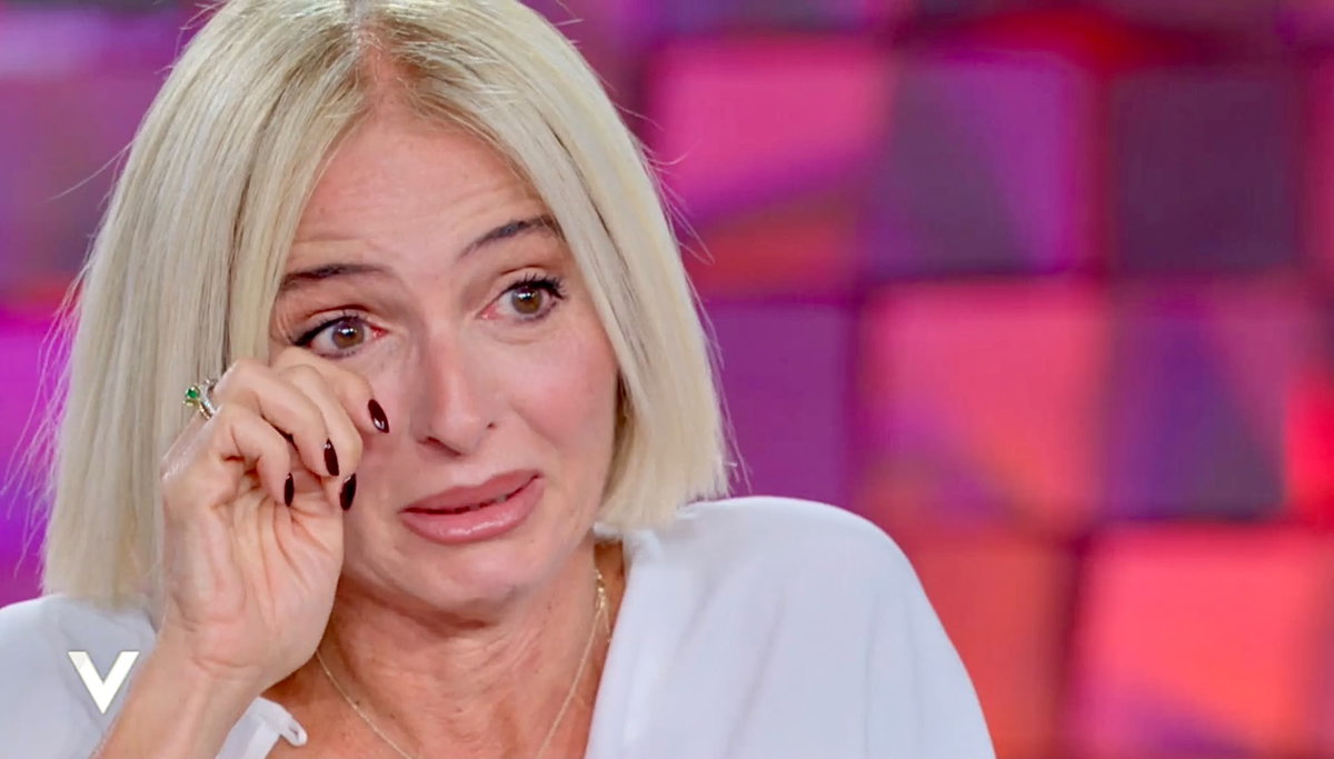 Veronica Peparini si commuove parlando di Andreas Muller: “Senza di lui è tosta perché…”. Ed il gesto dell’ex marito della coreografa non passa inosservato article-post