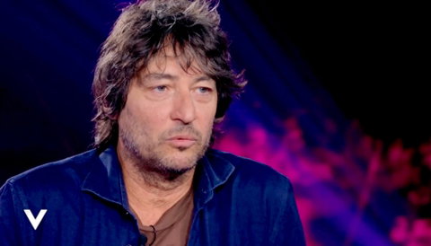 Simone Annicchiarico: “Pensavo fosse giusto darmi la possibilità di salutare i miei coinquilini”. Poi l’ironia sulle modalità con cui è stato fatto uscire dalla Casa preview