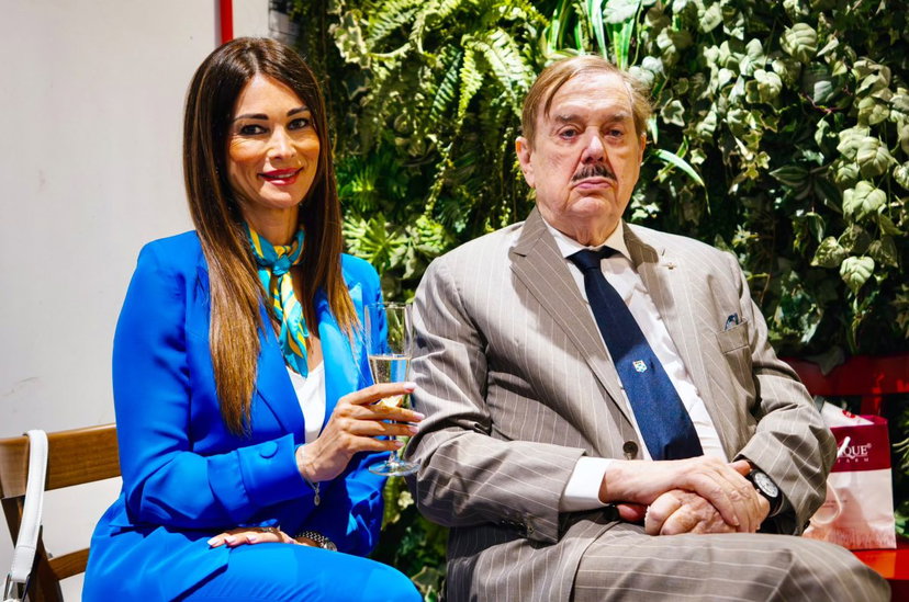 Manuela Arcuri a Verissimo parla della relazione con il principe 82enne Domenico Antonio Pallavicino e spiega come stanno le cose tra loro preview