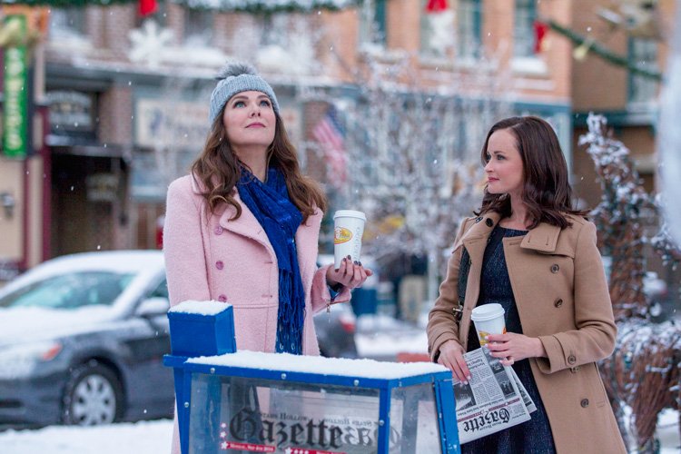 Gilmore Girls: A Year In The Life Season 1 Air Date 11/25/16 Pictured: Alexis Bledel, Lauren Graham