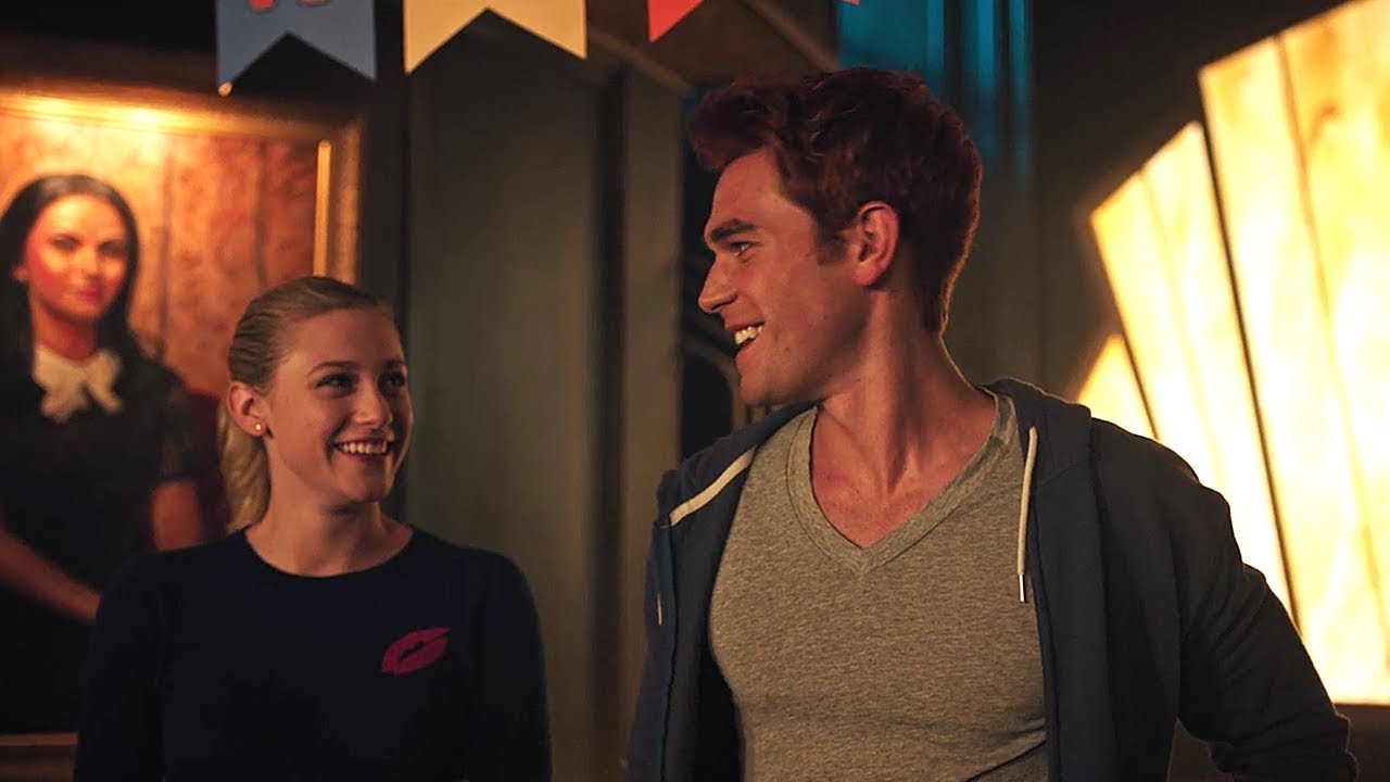 Betty E Jughead Tornano Insieme Nella 6 Stagione