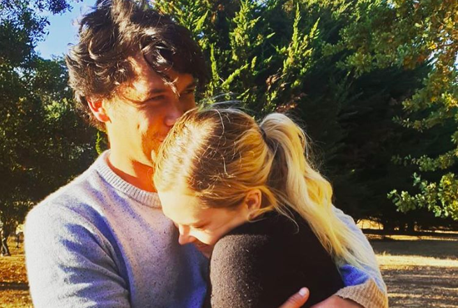 how do dating apps make money