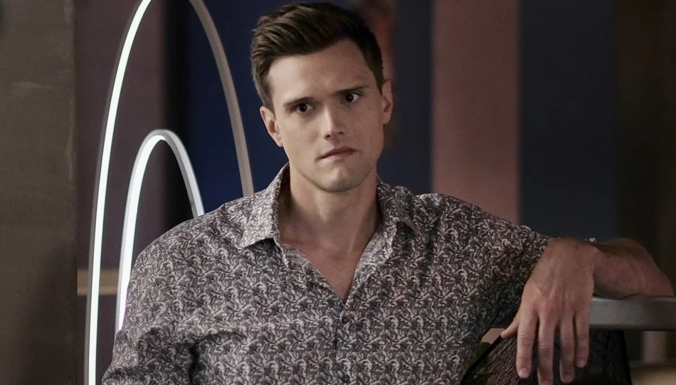 Hartley Sawyer The Flash