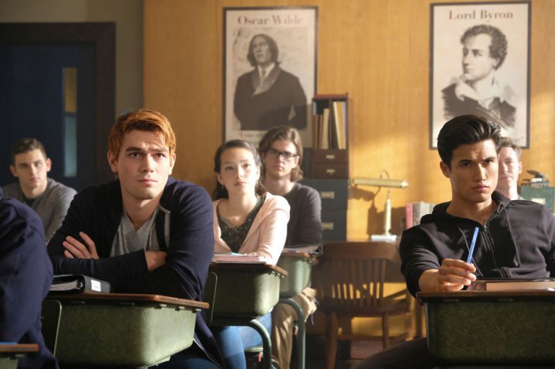 Riverdale 2×02 – Nighthawks | Recensione article-post