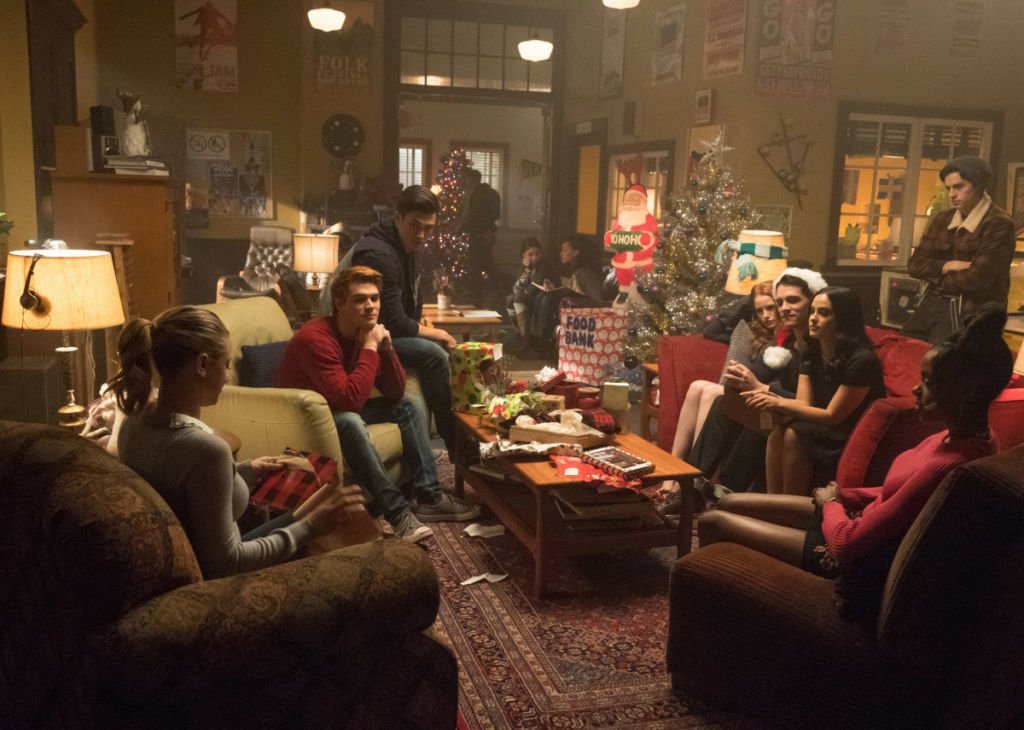 Riverdale 2×09 – Silent Night, Deadly Night | Recensione article-post
