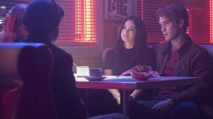 Riverdale 2×14 – The Hills Have Eyes | Recensione article-post