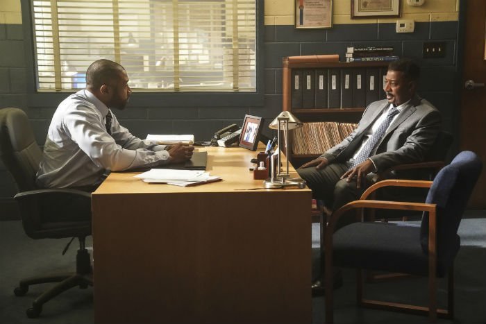 Black Lightning 2×01 – The Book of Consequences, Chapter One: Rise of the Green Light Babies | Recensione preview