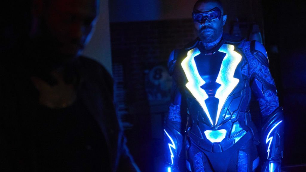 Black Lightning 2×05 – The Book of Blood, Chapter One: Requiem | Recensione article-post