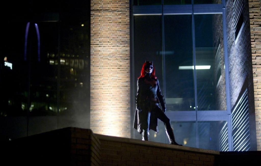 Batwoman 1×04 – Who Are You? | Recensione article-post