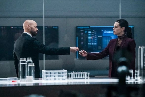 Supergirl 5×17 – Deus Lex Machina | Recensione article-post