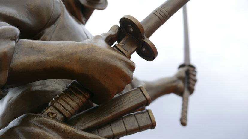 One Piece: svelata la statua di Roronoa Zoro a Kumamoto article-post
