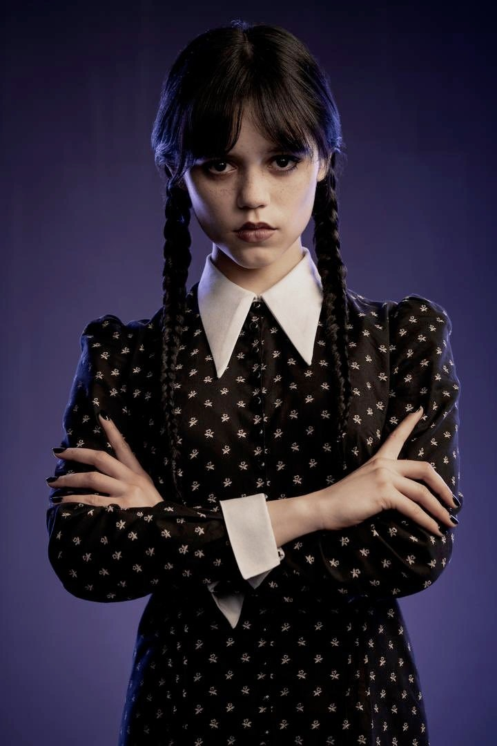 Jenny Ortega è Mercoledì Addams nella serie di Tim Burton