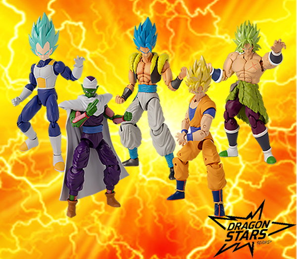 Action figure Dragon Stars di Vegeta, Piccolo, Gogeta, Goku e Broly in diverse pose.