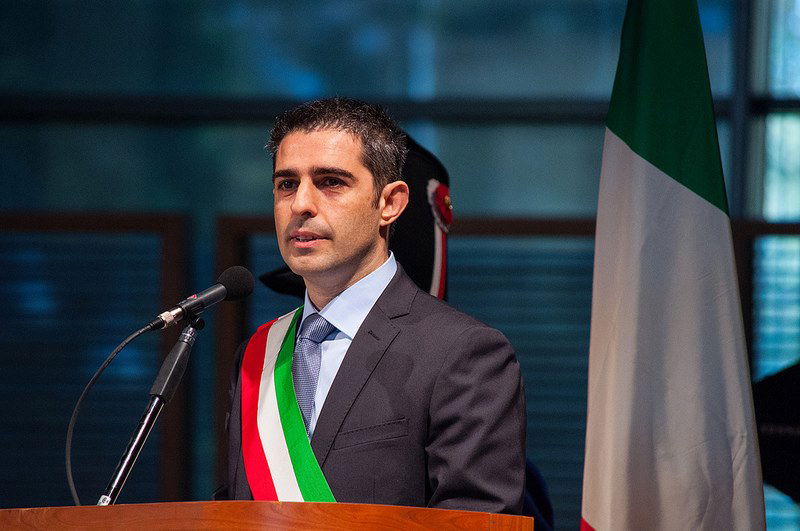 La rivolta nel M5S guidata da Pizzarotti? article-post