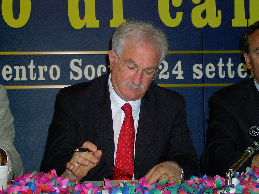 Perché Bonanni ha lasciato la Cisl (e la storia della pensione da 4300 euro netti) article-post