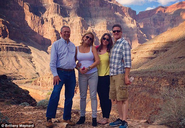 Brittany Maynard con la famiglia in Grand Canyon