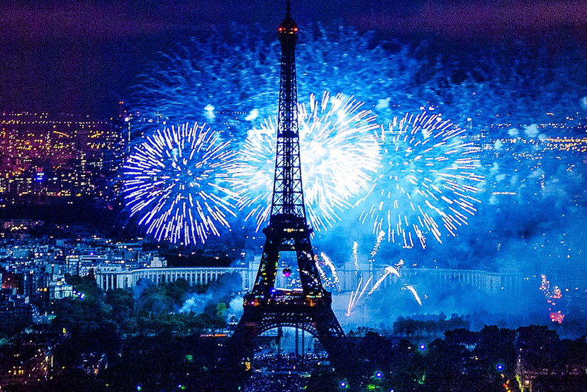 Il pavimento di vetro della Tour Eiffel article-post