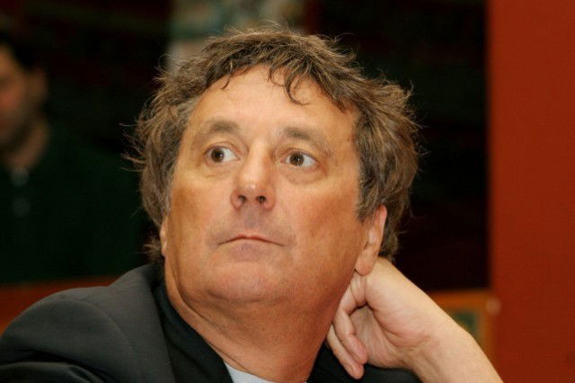 La bufala di Enzo Iacchetti che perde soldi con le scommesse article-post