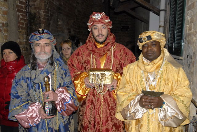 «I vu cumpra al posto del presepe» article-post