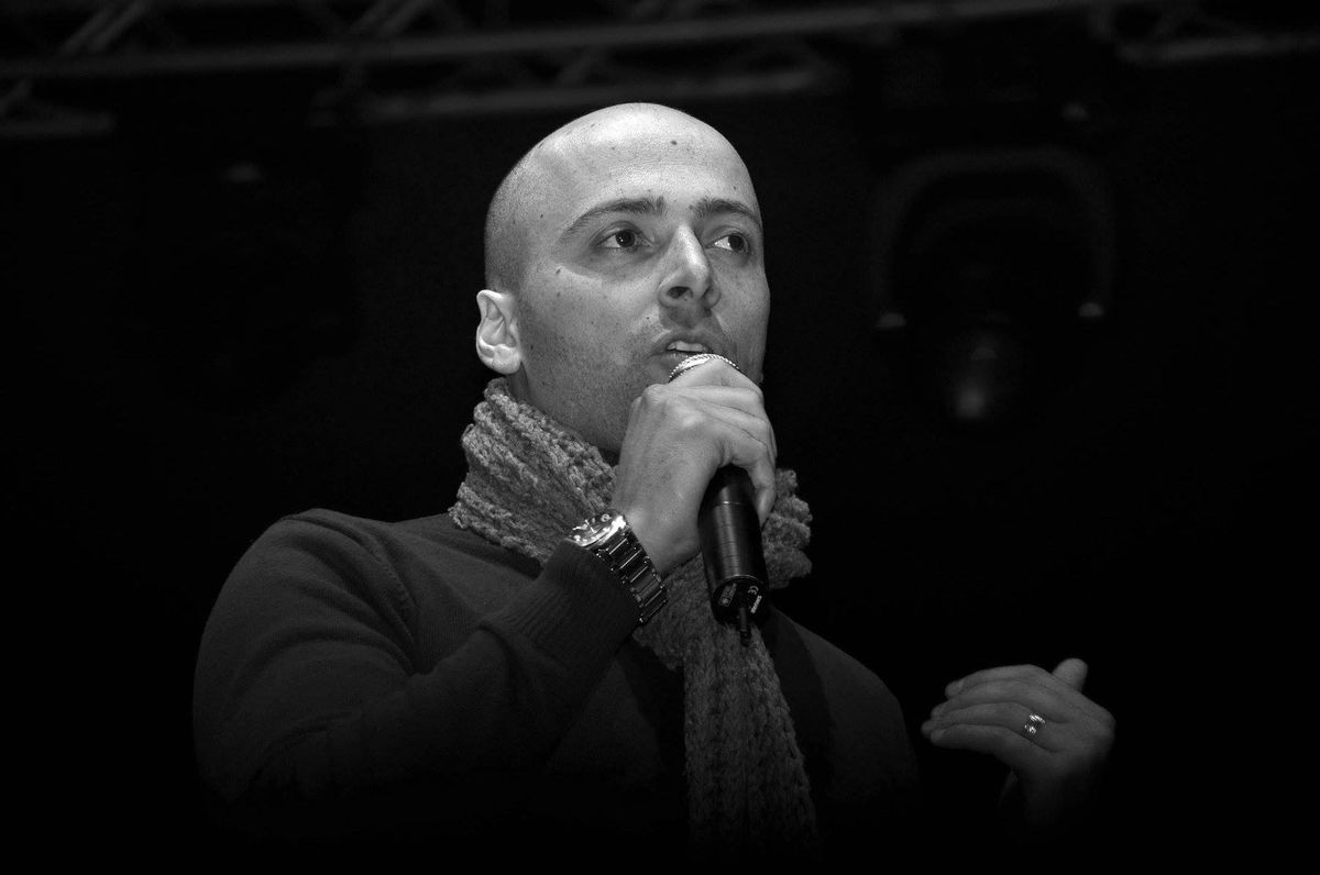 Angelo Ferrillo: l'attivista della Terra dei fuochi querelato da Casaleggio article-post