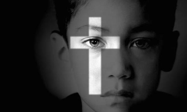 Alessandro De Rossi: il prete arrestato a Roma e accusato di pedofilia preview