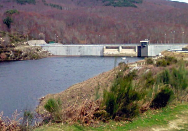 L'acqua non potabile a Vibo Valentia e Catanzaro article-post