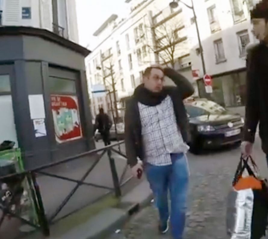 Zvika Klein: il video che ti spiega com'è essere ebreo a Parigi article-post