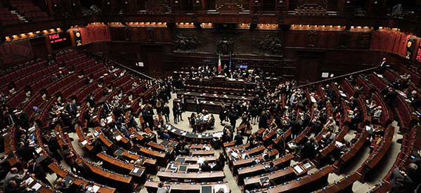 L'ignobile furberia delle due mozioni per la Palestina article-post