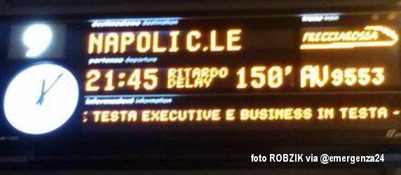Frecciarossa: i sei treni bloccati a Roma per un guasto elettrico article-post