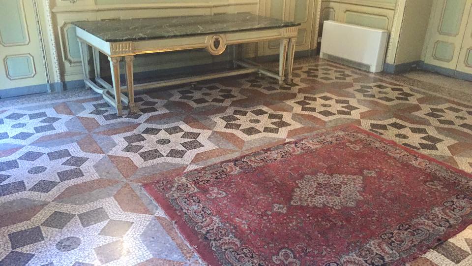 Fabrizio Ricca: il leghista che ruba i tappeti dalle sale di preghiera article-post