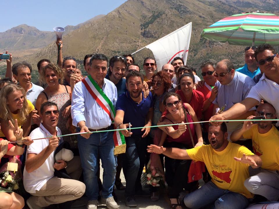 «La trazzera Cinque Stelle può asfaltare Renzi» article-post