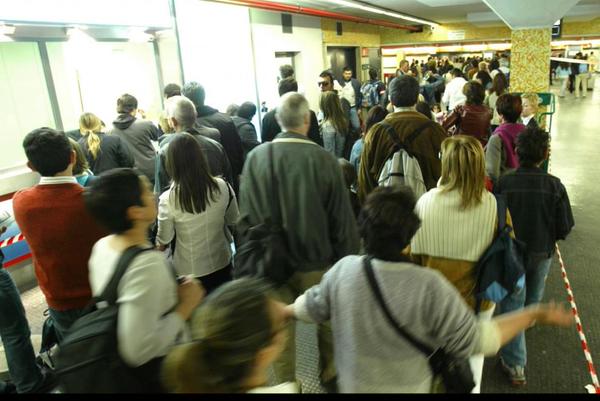 Lo sciopero bianco della metro a Roma article-post