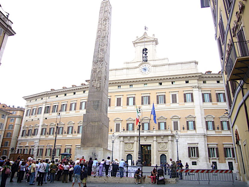 Le misure contro il Coronavirus in Parlamento article-post